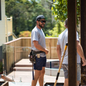 Stilus builder having a chat with the home owner