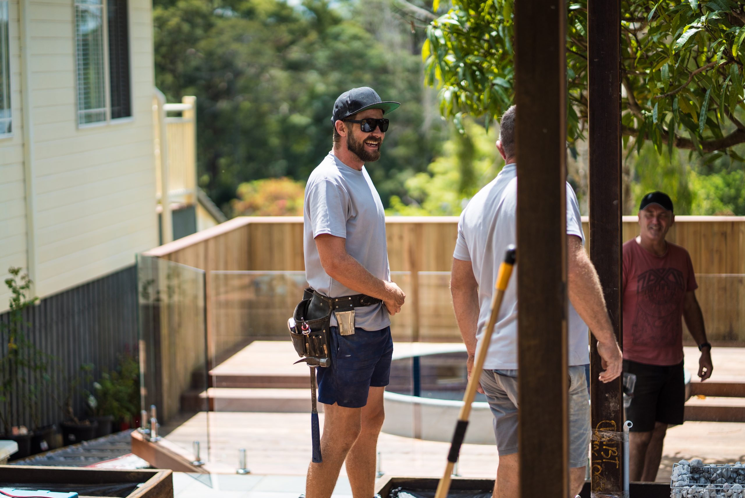 Stilus builder having a chat with the home owner