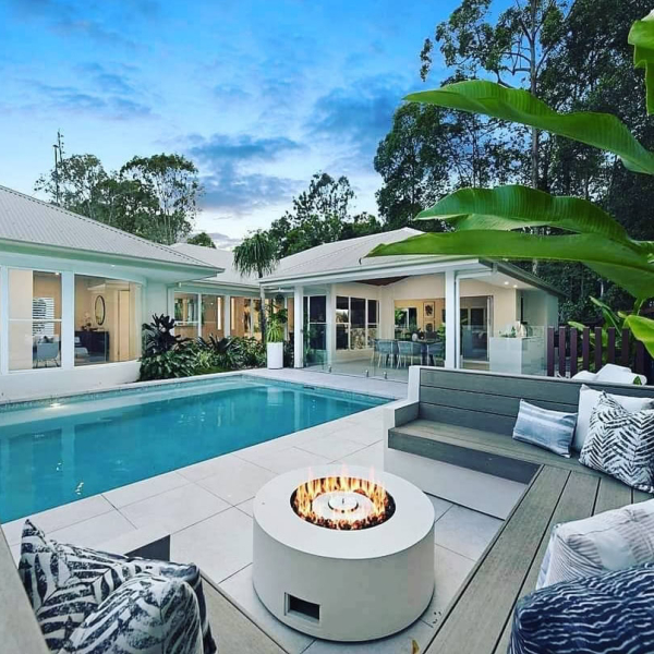 Custom Outdoor Entertainment & Outdoor Living Areas Builder